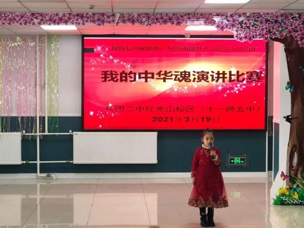迷失在街头的男孩